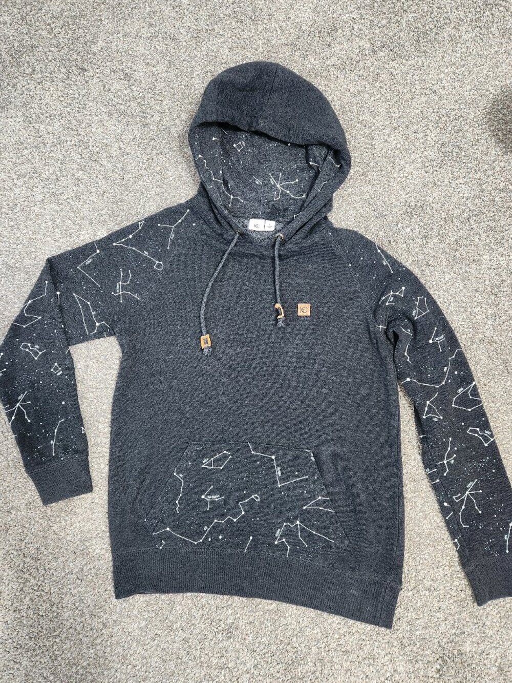 10 Tree Constellation Hoodie Size Small